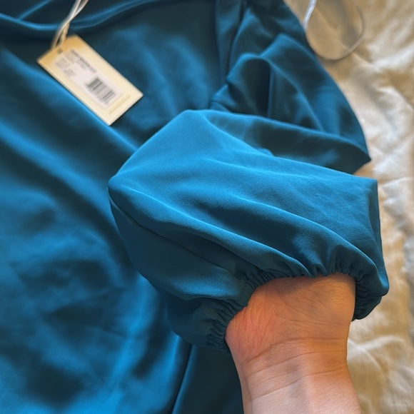 Ramy Brook Seneca Silk Blouse NWT Size M – $325 Retail - Picture 4 of 7